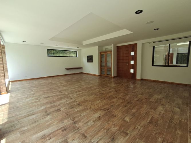 Casa de 5 alcobas en venta en Alcala, Envigado, 582 m² · foto 16 de 23