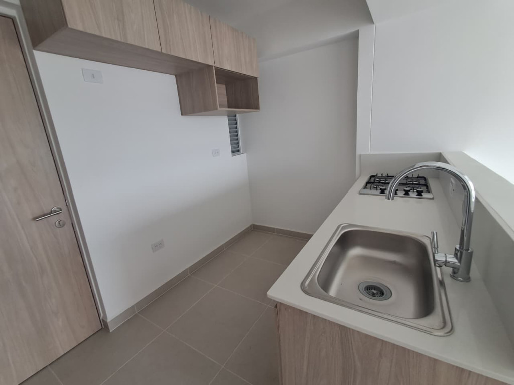 Apartamento en venta en Alcaravanes, Marinilla · foto 3 de 17