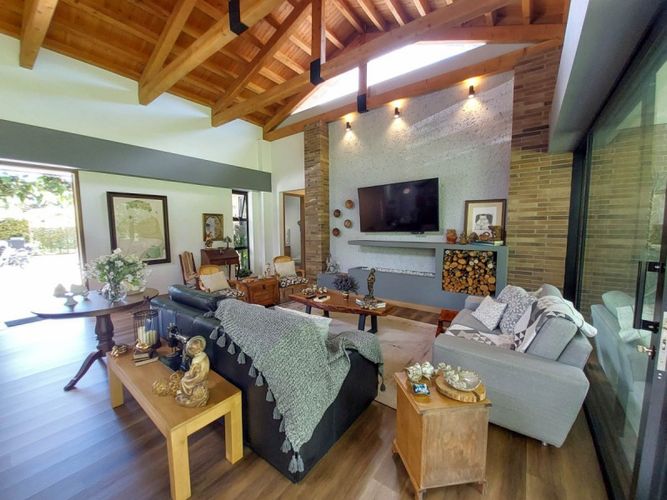 Casa de 3 alcobas en venta en La Convencion, Rionegro, 330 m² · foto 7 de 24