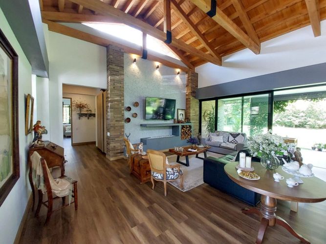 Casa de 3 alcobas en venta en La Convencion, Rionegro, 330 m² · foto 8 de 24
