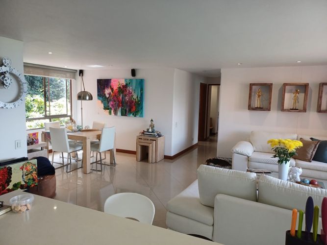 Apartamento de 3 alcobas en arriendo en El Tesoro, Medellín, 143 m² · foto 3 de 12