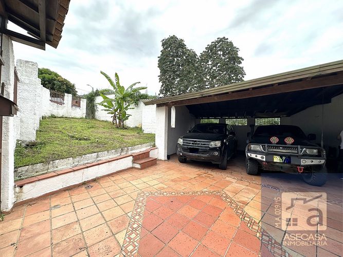 Casa de 5 alcobas en venta en Sotomayor, Bucaramanga, 350 m² · foto 7 de 20