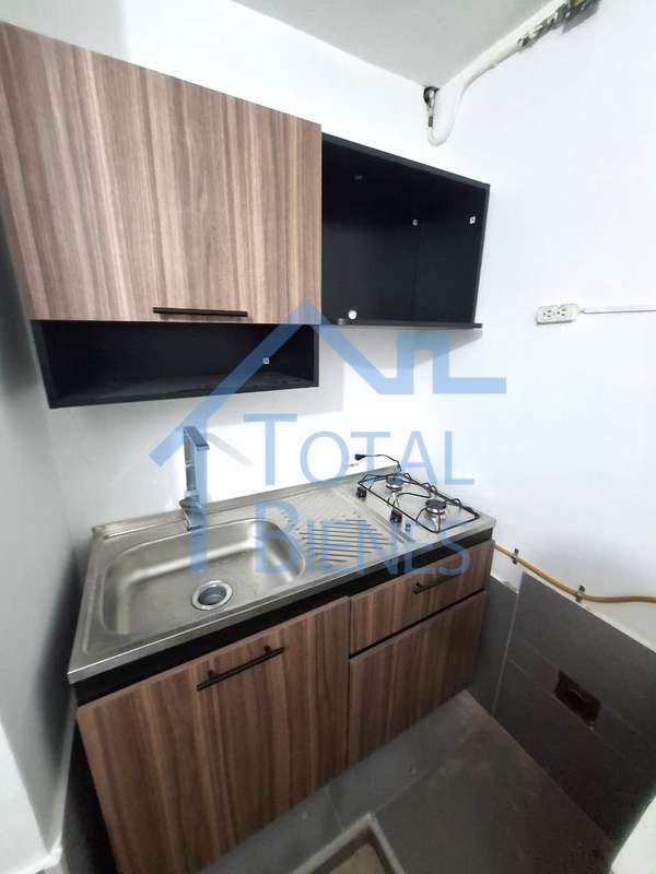 Apartaestudio en arriendo en Laureles, Medellín · foto 6 de 20