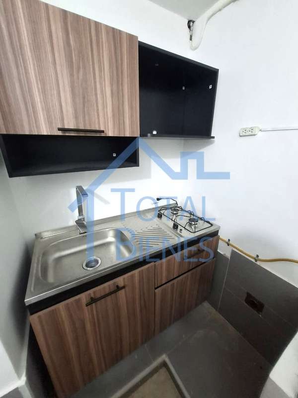 Apartaestudio en arriendo en Laureles, Medellín · foto 5 de 20