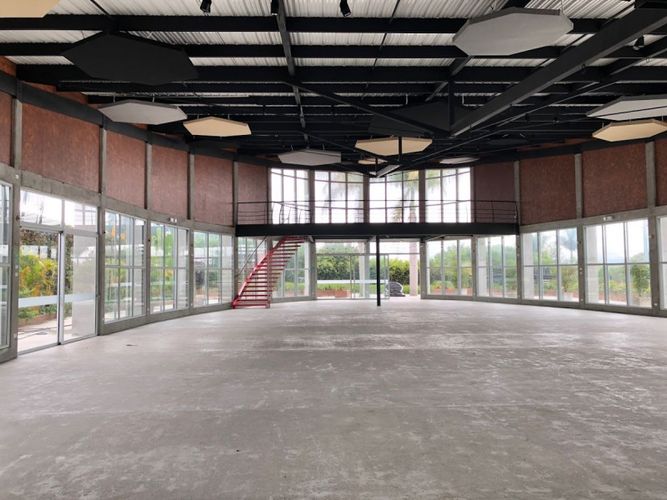 Local en arriendo en Los Colegios, Rionegro, 700 m² · foto 2 de 9