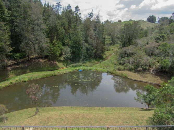 Finca en venta en Guarne, 650 m² · foto 3 de 13
