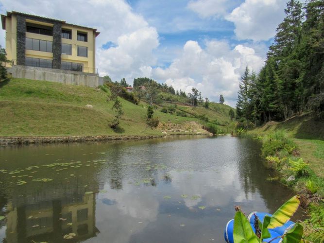 Finca en venta en Guarne, 650 m² · foto 12 de 13