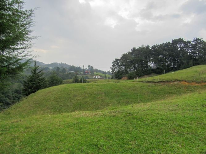 Lote en venta en Zona Centro, Envigado · foto 8 de 10