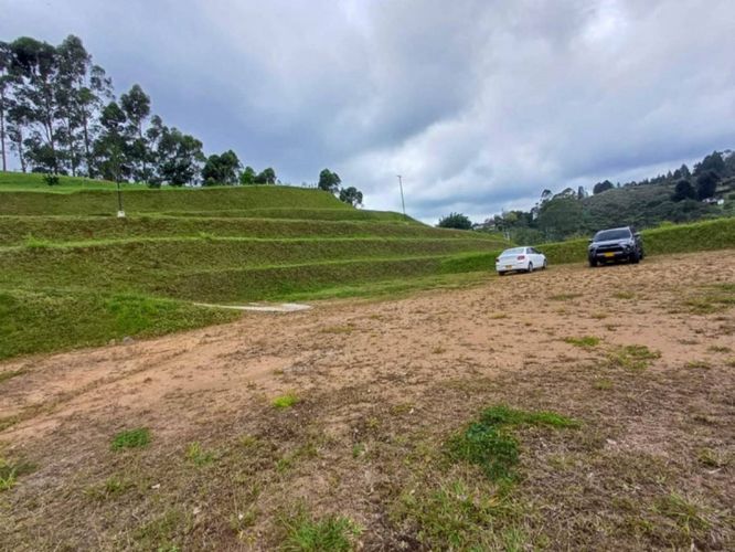 Lote en venta en El Carmin, Rionegro, 3370 m² · foto 9 de 20