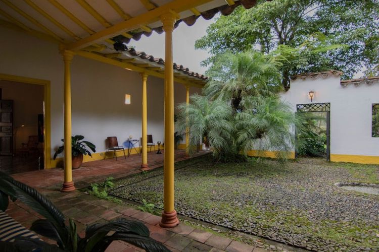 Casa de 5 alcobas en venta en El Poblado, Medellín, 600 m² · foto 10 de 24