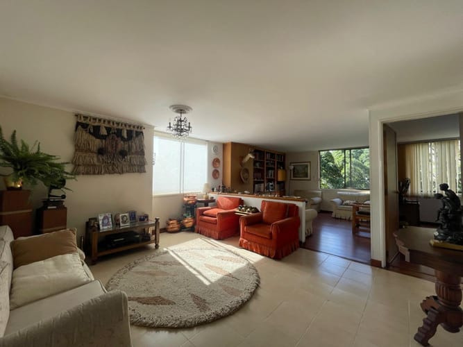 Apartamento de 3 alcobas en venta en Lalinde, Medellín, 191 m² · foto 9 de 16