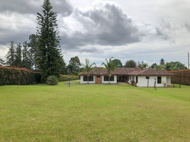 Finca en venta en Llano Grande, Rionegro, 350 m² · foto 3 de 17