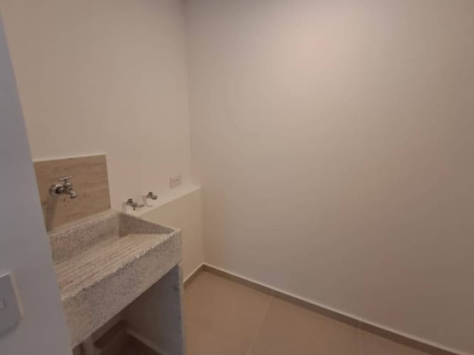 Apartamento de 2 alcobas en arriendo en Rionegro, 58 m² · foto 9 de 11
