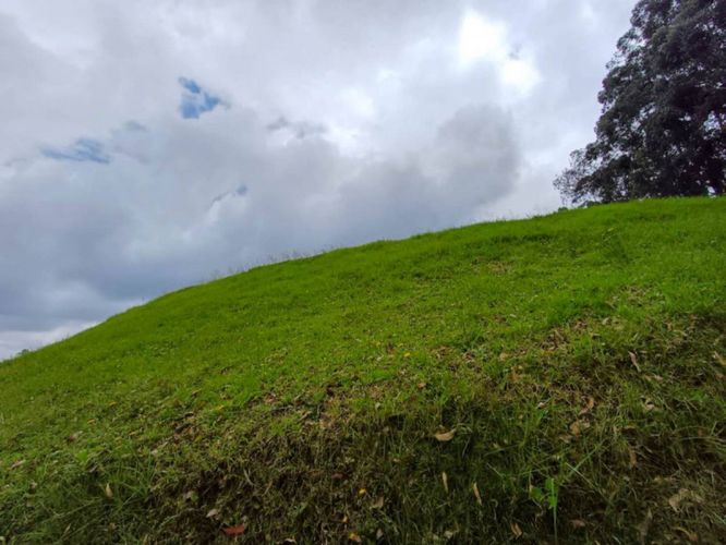 Lote en venta en El Carmin, Rionegro, 2832 m² · foto 2 de 15