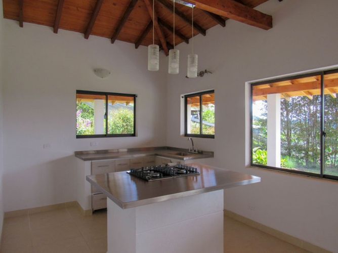 Finca en venta en El Carmen De Viboral, El Carmen de Viboral, 130 m² · foto 3 de 9
