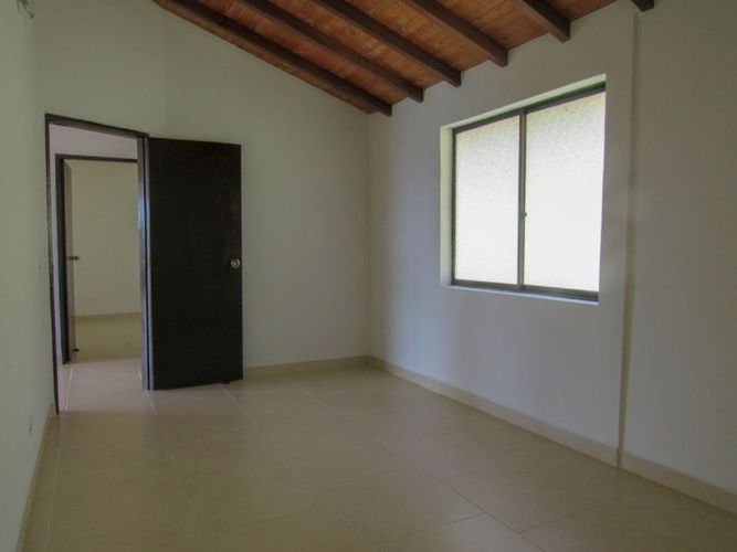 Finca en venta en El Carmen De Viboral, El Carmen de Viboral, 130 m² · foto 4 de 9