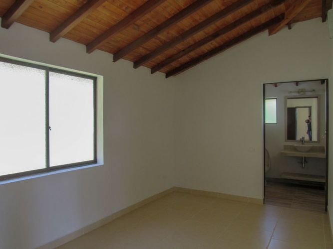 Finca en venta en El Carmen De Viboral, El Carmen de Viboral, 130 m² · foto 6 de 9