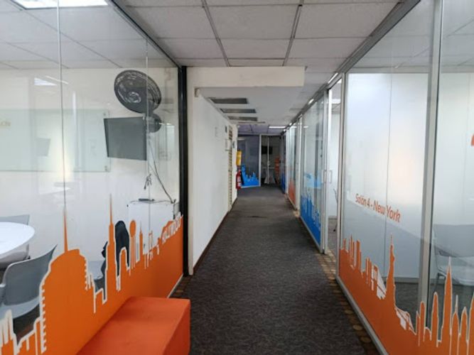Oficina en arriendo en Lorena, Medellín, 338 m² · foto 6 de 24