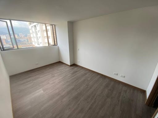 Apartamento de 2 alcobas en arriendo en Zona Industrial No. 1, Envigado, 75 m² · foto 5 de 17