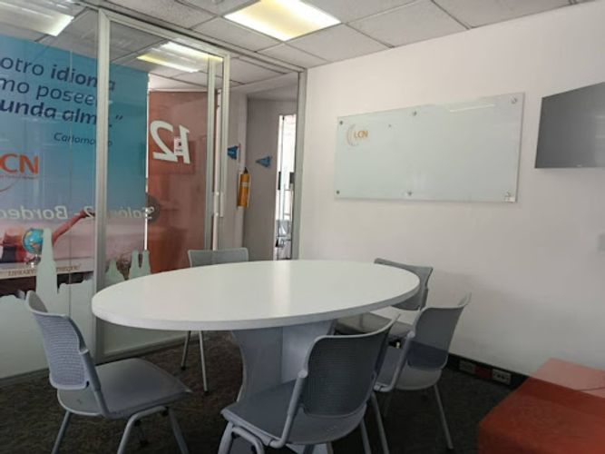 Oficina en arriendo en Lorena, Medellín, 338 m² · foto 12 de 24