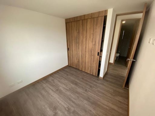 Apartamento de 2 alcobas en arriendo en Zona Industrial No. 1, Envigado, 75 m² · foto 11 de 17