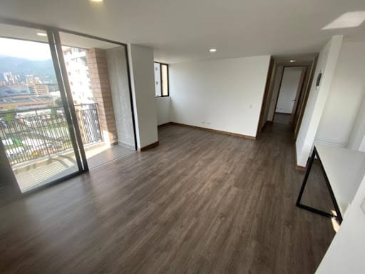 Apartamento de 2 alcobas en arriendo en Zona Industrial No. 1, Envigado, 75 m² · foto 12 de 17