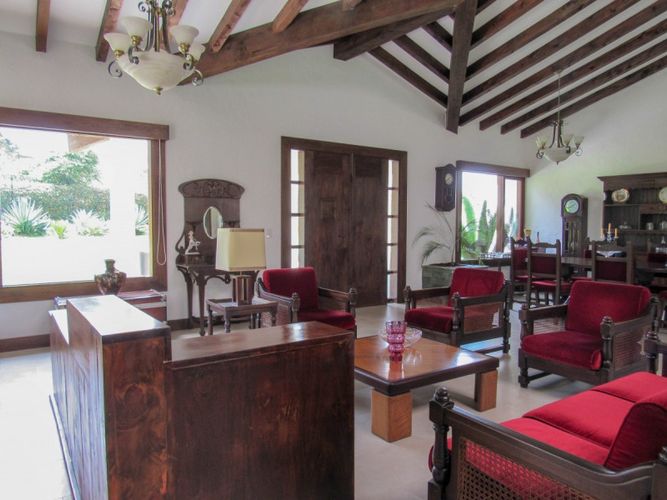 Casa de 4 alcobas en venta en La Ceja, 350 m² · foto 10 de 18