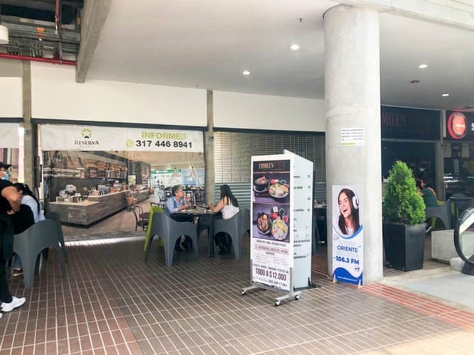 Local en venta en Centro, Rionegro, 54 m² · foto 3 de 6