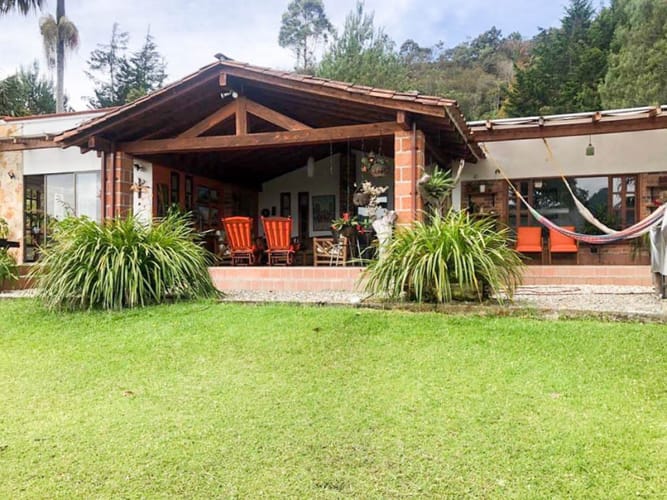 Casa de 3 alcobas en venta en Pantanillo, El Retiro, 330 m² · foto 2 de 15