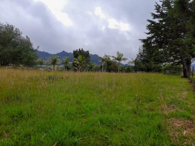 Lote en venta en Zuñiga, Envigado · foto 2 de 5
