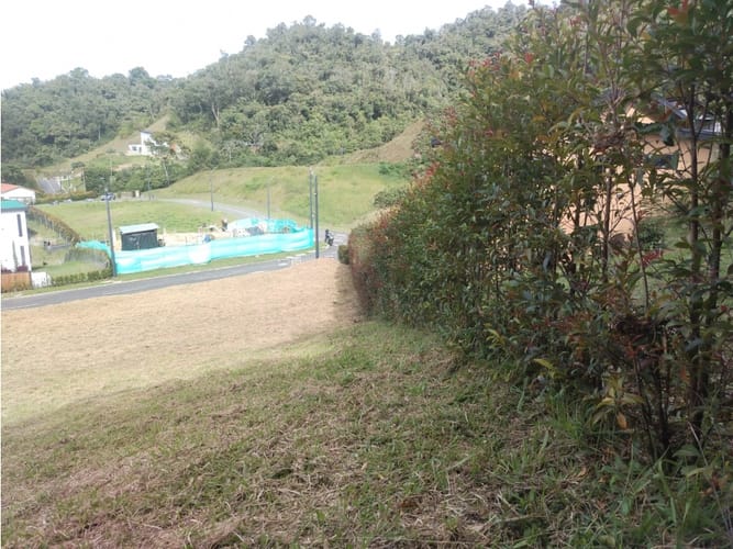 Lote en venta en El Tambo, La Ceja, 1055 m² · foto 6 de 8