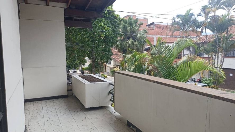 Casa de 4 alcobas en venta en Simon Bolivar, Medellín, 260 m² · foto 11 de 18
