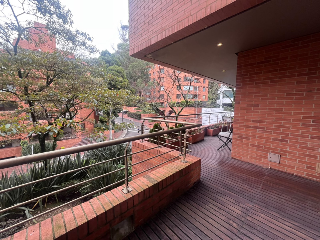 Apartamento en venta en Los Rosales, Bogotá · foto 13 de 19