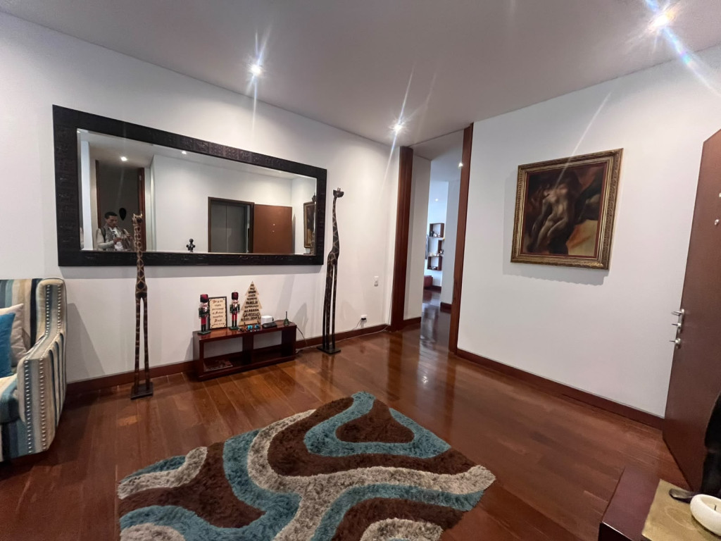 Apartamento en venta en Los Rosales, Bogotá · foto 14 de 19