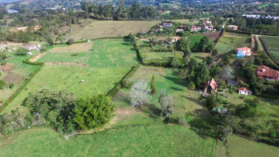 Lote en venta en Centro, Rionegro · foto 7 de 16