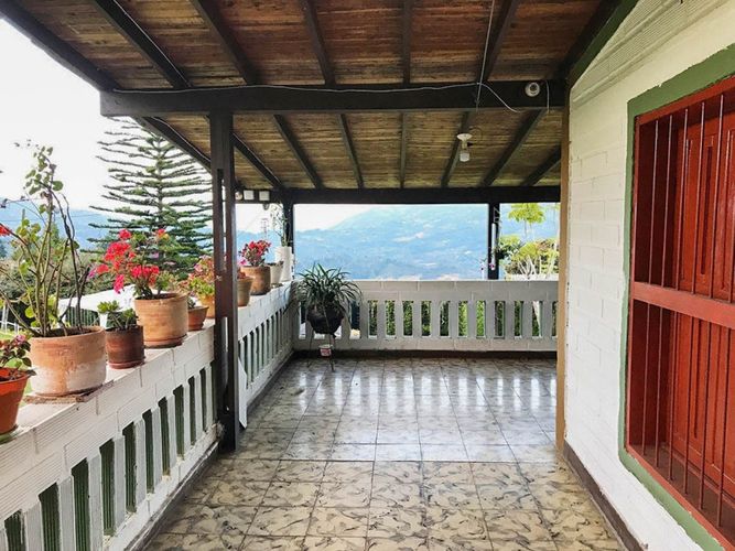 Finca en venta en Guarne, 249 m² · foto 9 de 16