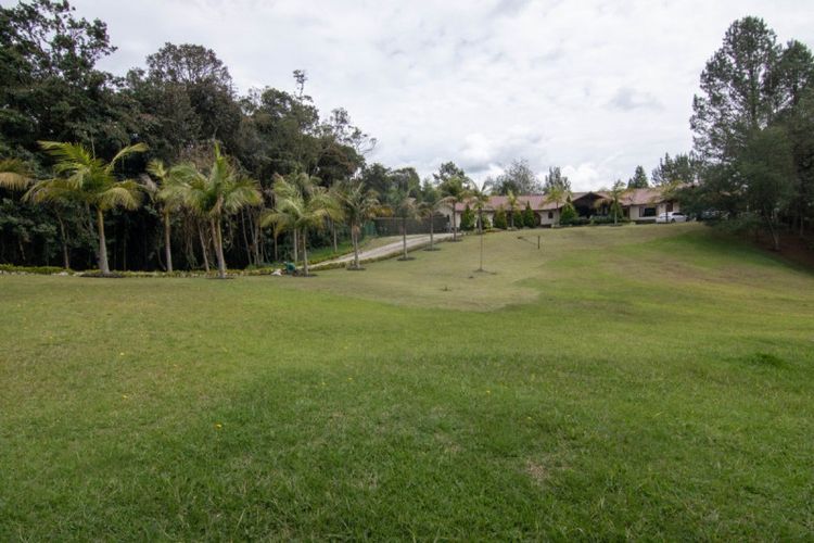 Casa de 4 alcobas en venta en Loma Del Escobero, Envigado, 600 m² · foto 10 de 24