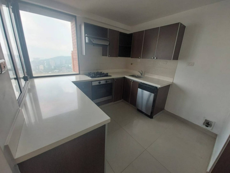 Apartamento en arriendo en El Poblado, Medellín · foto 13 de 20