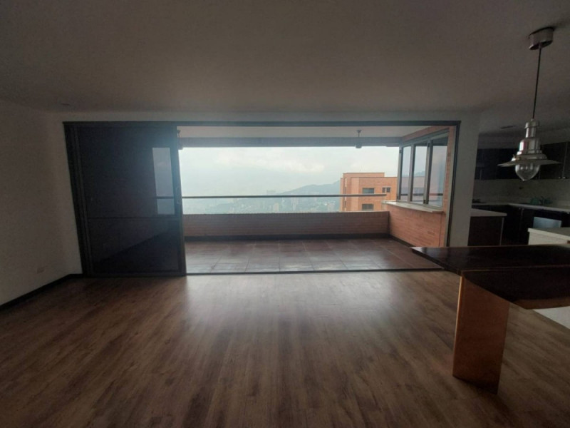 Apartamento en arriendo en El Poblado, Medellín · foto 16 de 20