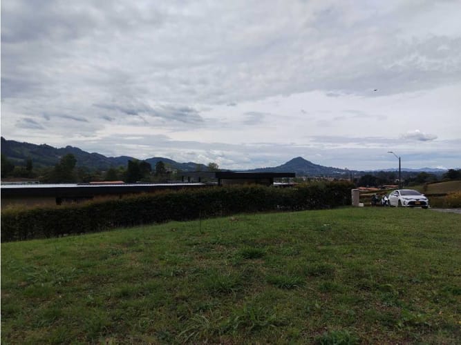 Lote en venta en El Tambo, La Ceja, 2935 m² · foto 4 de 6