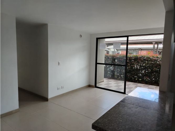 Apartamento de 3 alcobas en venta en La Ceja, 100 m² · foto 3 de 13