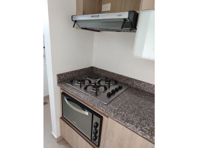 Apartamento de 3 alcobas en venta en La Ceja, 100 m² · foto 5 de 13