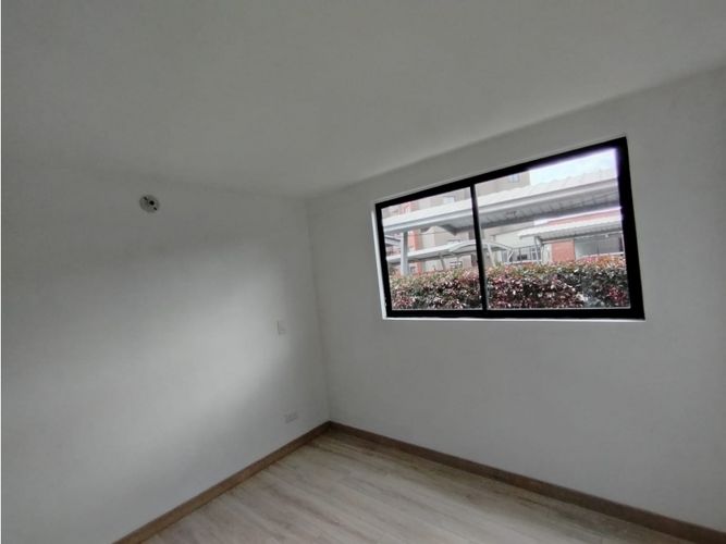 Apartamento de 3 alcobas en venta en La Ceja, 100 m² · foto 7 de 13
