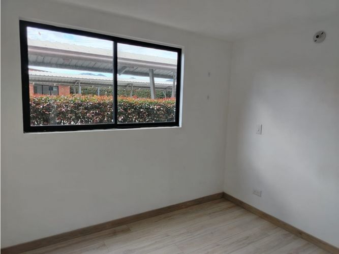 Apartamento de 3 alcobas en venta en La Ceja, 100 m² · foto 11 de 13