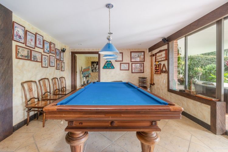 Casa de 4 alcobas en venta en El Tesoro, Medellín, 440 m² · foto 15 de 17