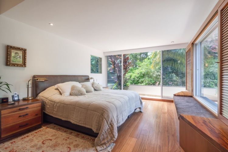 Casa de 5 alcobas en venta en El Esmeraldal, Envigado, 1077 m² · foto 3 de 18