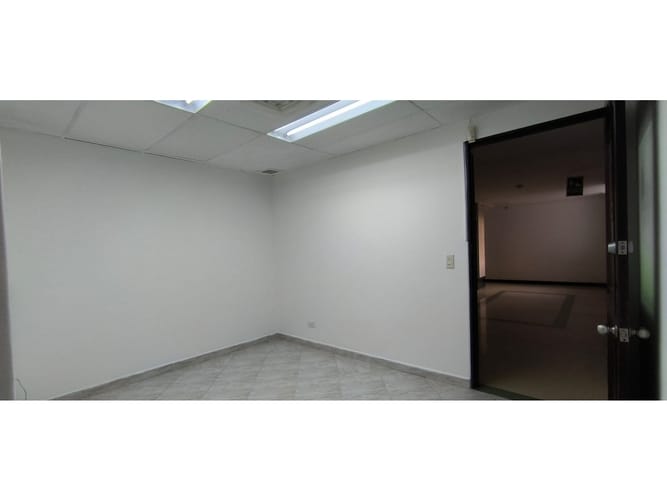 Oficina en venta en Patio Bonito, Medellín, 37 m² · foto 4 de 8