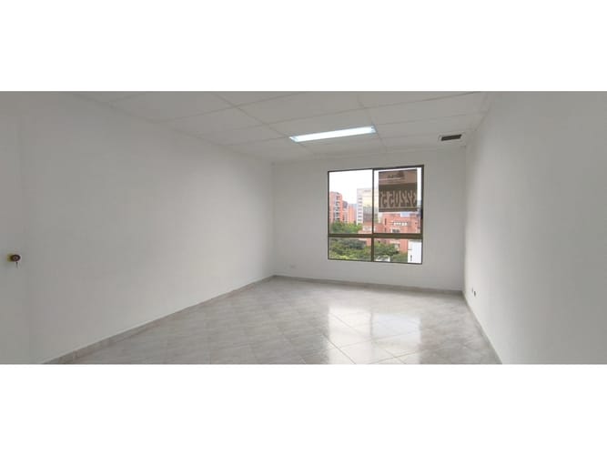 Oficina en venta en Patio Bonito, Medellín, 37 m² · foto 6 de 8