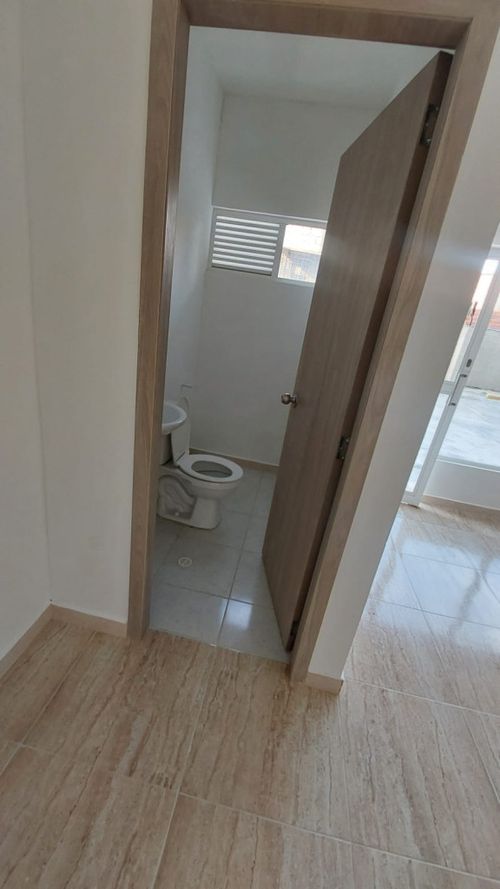 Local en arriendo en El Palenque, Girón, 40 m² · foto 2 de 10