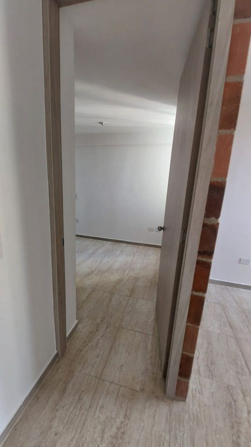 Local en arriendo en El Palenque, Girón, 40 m² · foto 5 de 10